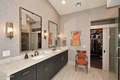 8334 E Jenan Drive, Scottsdale, AZ 85260 - Photo 32