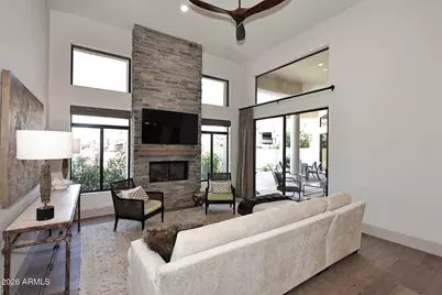 8334 E Jenan Drive, Scottsdale, AZ 85260 - Photo 18