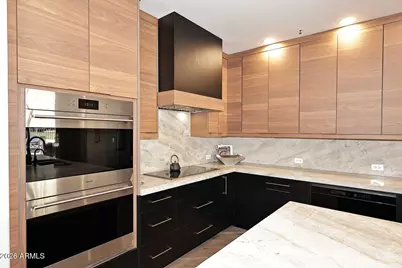 8334 E Jenan Drive, Scottsdale, AZ 85260 - Photo 14