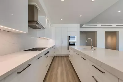 6587 N Palmeraie Boulevard #Unit 2011, Paradise Valley, AZ 85253 - Photo 12