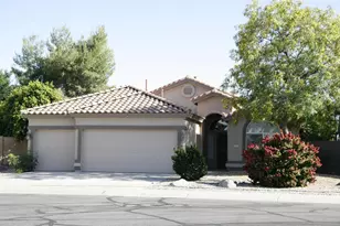 1393 W Hopi Dr, Chandler, AZ 85224 - Photo 4