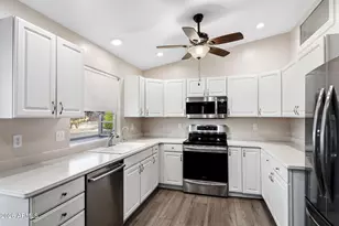 702 Leisure World, Mesa, AZ 85206 - Photo 2