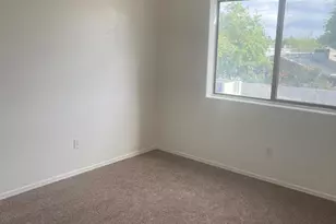 3301 E Earll Dr, Phoenix, AZ 85018 - Photo 4