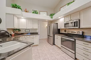 20444 N 110th Ave, Peoria, AZ 85373 - Photo 18