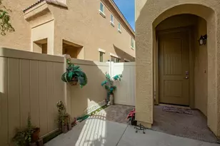 1367 S Country Club Dr, Mesa, AZ 85210 - Photo 4