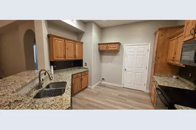 14575 W Mountain View Boulevard #12106, Surprise, AZ 85374 - Photo 2