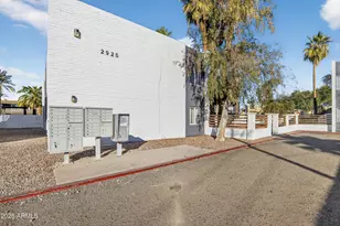 2925 N 38th St, Phoenix, AZ 85018 - Photo 6