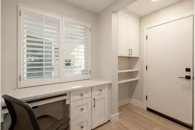 8656 E Solano Drive, Scottsdale, AZ 85250 - Photo 18