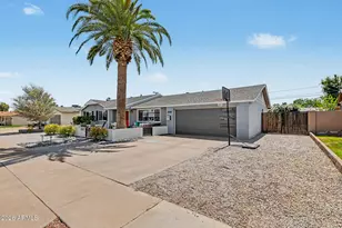 3027 E Yucca St, Phoenix, AZ 85028 - Photo 4