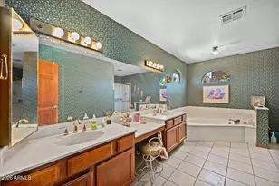 6416 W Shangri La Rd, Glendale, AZ 85304 - Photo 22