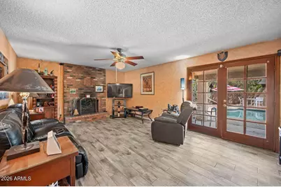 6416 W Shangri La Road, Glendale, AZ 85304 - Photo 10