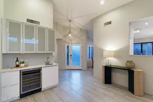 15831 N 50th St, Scottsdale, AZ 85254 - Photo 4