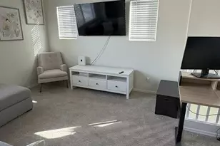 2837 E Dunbar Dr, Phoenix, AZ 85042 - Photo 2