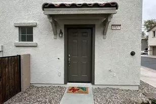 2837 E Dunbar Dr, Phoenix, AZ 85042 - Photo 1