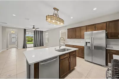 658 W Belmont Red Trail, San Tan Valley, AZ 85143 - Photo 18