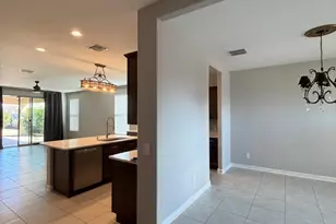 658 W Belmont Red Trail, San Tan Valley, AZ 85143 - Photo 4