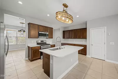 658 W Belmont Red Trail, San Tan Valley, AZ 85143 - Photo 16