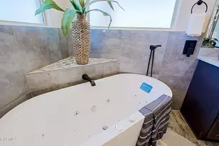 19 E Desert Hills Dr, Phoenix, AZ 85086 - Photo 26