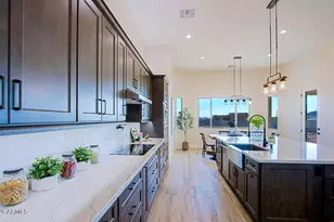 19 E Desert Hills Dr, Phoenix, AZ 85086 - Photo 8