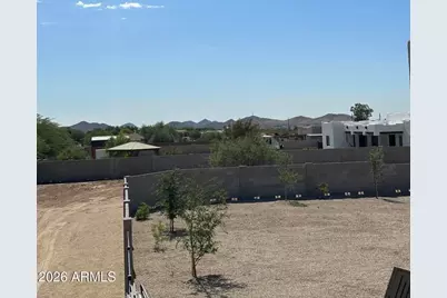 19 E Desert Hills Drive, Phoenix, AZ 85086 - Photo 58