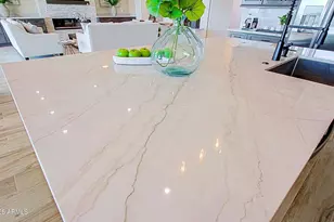 19 E Desert Hills Dr, Phoenix, AZ 85086 - Photo 20