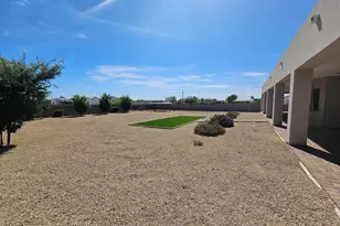 19 E Desert Hills Dr, Phoenix, AZ 85086 - Photo 94