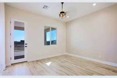 19 E Desert Hills Drive, Phoenix, AZ 85086 - Photo 32
