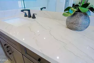 19 E Desert Hills Dr, Phoenix, AZ 85086 - Photo 28