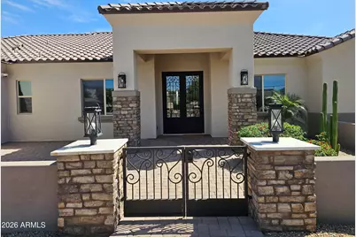 19 E Desert Hills Drive, Phoenix, AZ 85086 - Photo 88