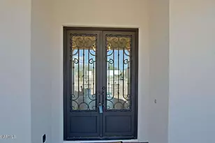 19 E Desert Hills Dr, Phoenix, AZ 85086 - Photo 4