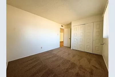 5208 W Calavar Road, Glendale, AZ 85306 - Photo 8