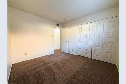 5208 W Calavar Road, Glendale, AZ 85306 - Photo 10