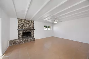 1826 W Behrend Dr, Phoenix, AZ 85027 - Photo 8