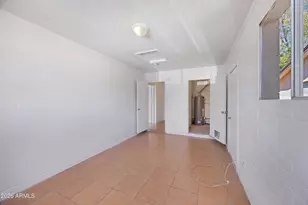 1826 W Behrend Dr, Phoenix, AZ 85027 - Photo 12
