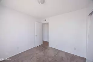 1826 W Behrend Dr, Phoenix, AZ 85027 - Photo 20