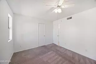 1826 W Behrend Dr, Phoenix, AZ 85027 - Photo 16