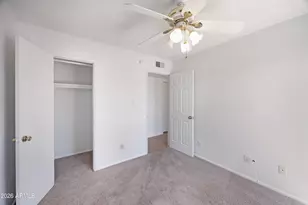 1826 W Behrend Dr, Phoenix, AZ 85027 - Photo 18