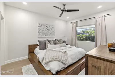 221 W Morten Avenue, Phoenix, AZ 85021 - Photo 18