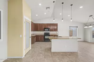 3473 N Excalibur Ln, Casa Grande, AZ 85122 - Photo 14