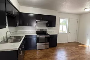 5807 W Flower St, Phoenix, AZ 85031 - Photo 4