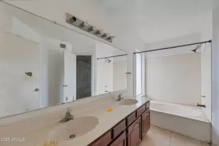 4216 E Amberwood Dr, Phoenix, AZ 85048 - Photo 14