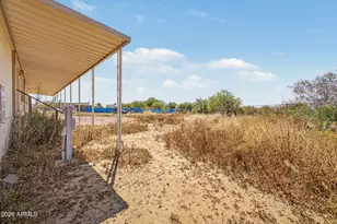 20802 W Beacon Ct, Wittmann, AZ 85361 - Photo 2