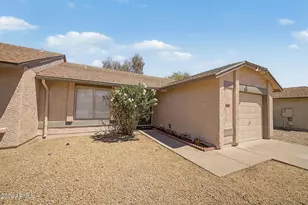 1946 E Grandview Dr, Phoenix, AZ 85022 - Photo 4