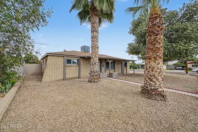 8221 N 29th Drive, Phoenix, AZ 85051 - Photo 2