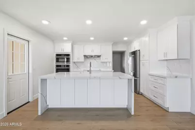 12656 N 30th Drive, Phoenix, AZ 85029 - Photo 4