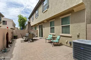8131 W Lynwood St, Phoenix, AZ 85043 - Photo 28