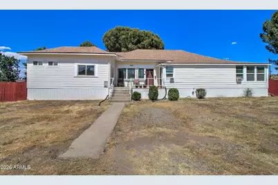 5649 S Miami Gardens Drive, Miami, AZ 85539 - Photo 2