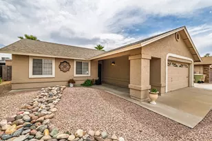 5625 W Sunnyside Dr, Glendale, AZ 85304 - Photo 6