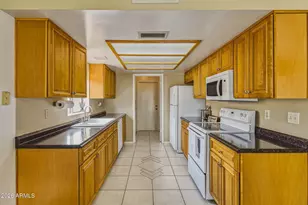 5625 W Sunnyside Dr, Glendale, AZ 85304 - Photo 14