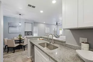 2035 S Elm St, Tempe, AZ 85282 - Photo 10